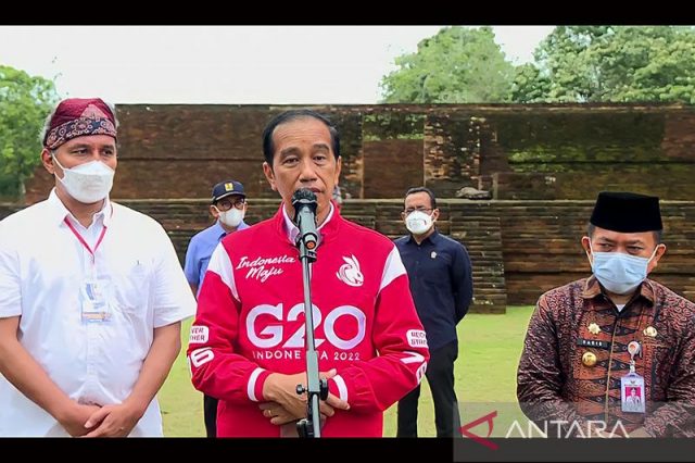 Presiden mengunjungi Candi Kedaton di KCBN Muaro Jambi