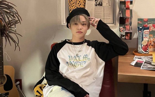 Kelewat Bucin, Chenle NCT Punya Cara Nyeleneh Makan Manggis Sambil