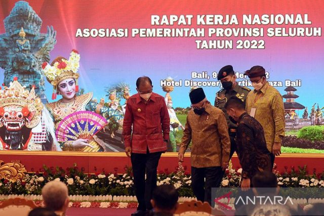 Wapres minta pemda jangan terlambat gunakan APBD guna gerakkan ekonomi