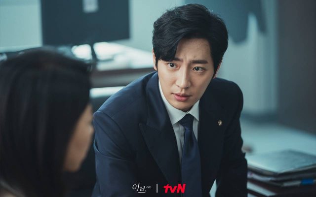 Lee Sang Yeob Dukung Seo Ye Ji di 'Eve', Dikhawatirkan