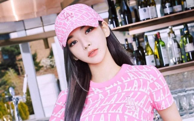 Cantik Bak Boneka, Potret Karina aespa Ini Viral di Kalangan