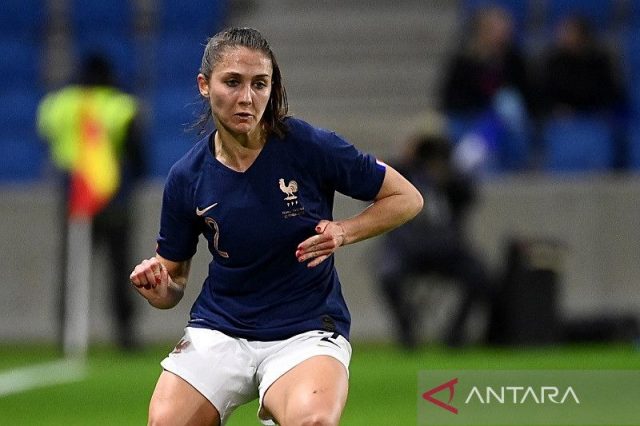 Chelsea rampungkan transfer pertama era Todd Boehly