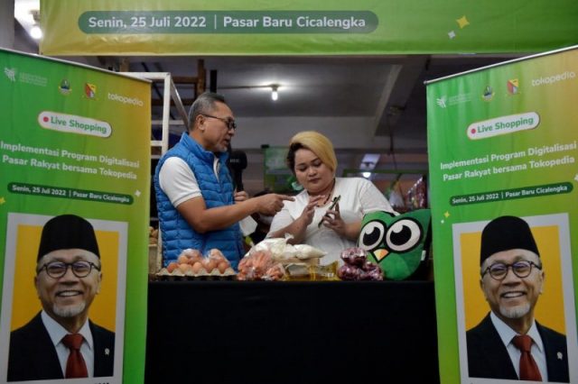 Mendag targetkan digitalisasi sejuta UMKM dan seribu pasar rakyat