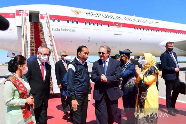 Presiden Jokowi tiba di Moskow untuk bertemu Presiden Putin