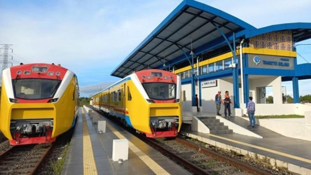 kereta-api-sulawesi.jpeg