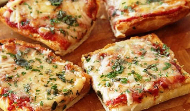 Resep-dan-Cara-Membuat-Pizza-Sosis-Keju-Menggunakan-Teflon.jpg