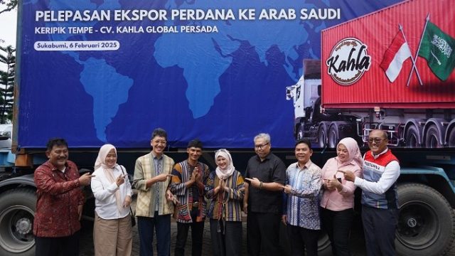 ekspor-perdana-kemenperin.jpg