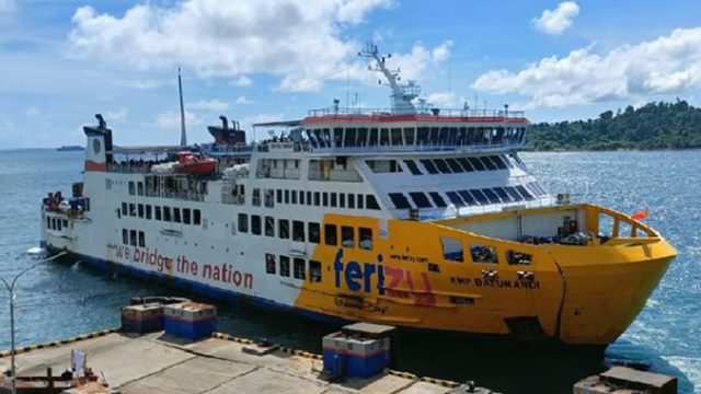 kapal-ferry.jpg