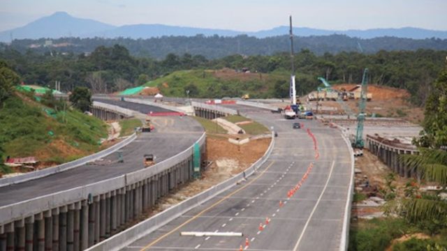 pembangunan-jalan-tol-ikn-seksi-1b-segmen-bandara-sepinggan-tol-balsam.jpg