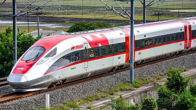 kereta-cepat-china-whoosh.jpg