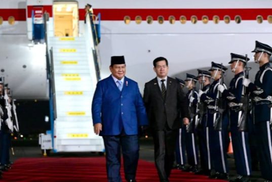 Prabowo Tiba di Korsel Dengan Pesawat Garuda RI 1, Hadiri KTT APEC 2025
